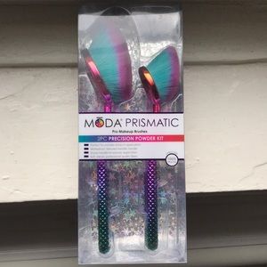 MŌDA Prismatic Makeup Brush